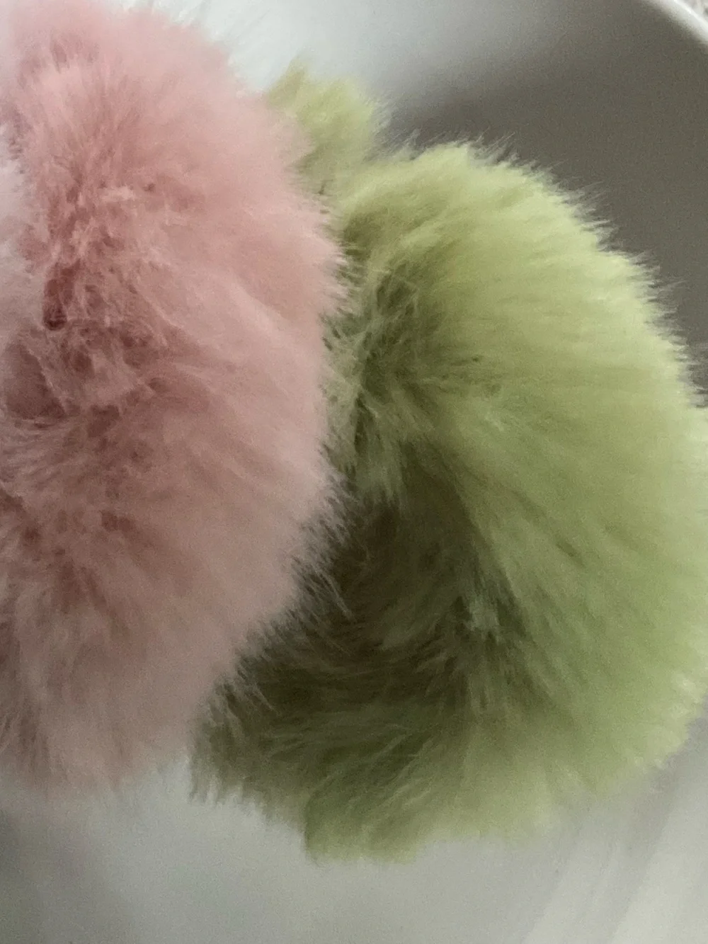 N/A faux fluffy